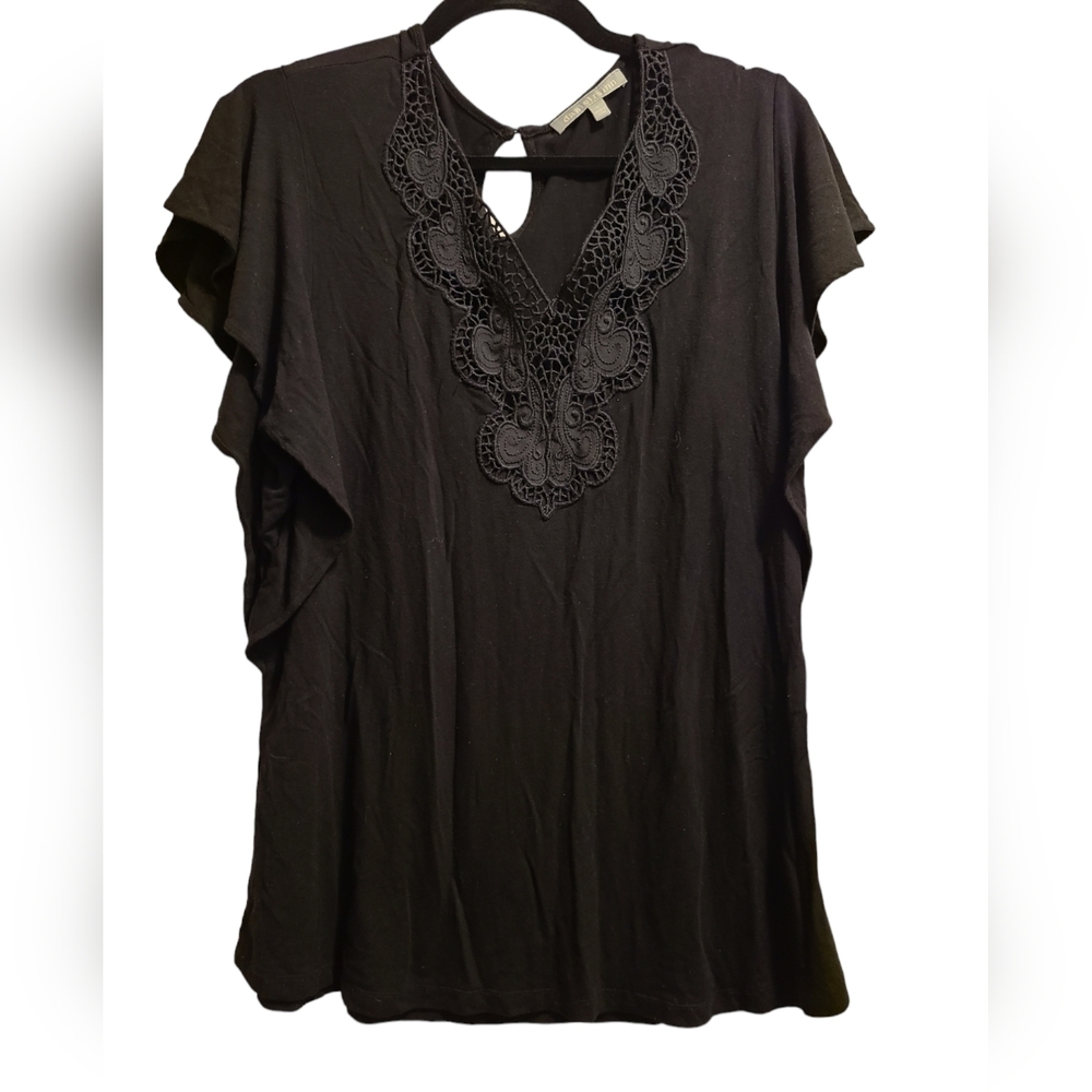 Daniel Rainn black v-neck flutter sleeve top L